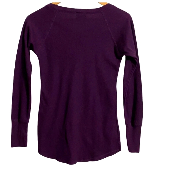 Full Tilt Long Sleeve Purple V Neck Waffle Shirt Size L - Picture 2 of 4